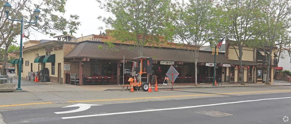 More Photos Of 830 Main St, Pleasanton Restaurant For Lease