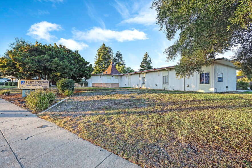 More Photos Of 35660 Cedar Blvd, Newark Religious Facility For Sale