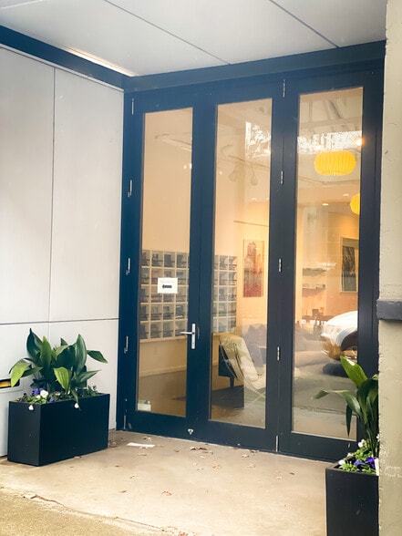 More Photos Of 600 NW 14th Ave, Portland Loft Creative Space For Lease