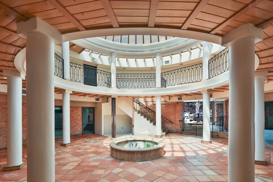 More Photos Of 1129-1139 Glendon Ave, Los Angeles Restaurant For Lease