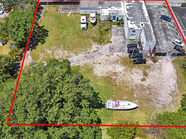 More Photos Of 249 S Federal Hwy, Dania Storefront Retail Office For Sale