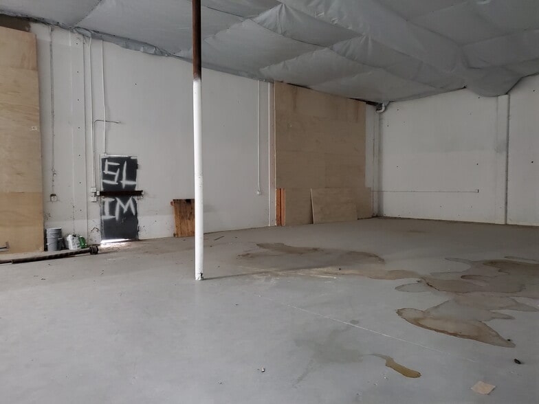 More Photos Of 103 B St, Marysville Warehouse For Lease