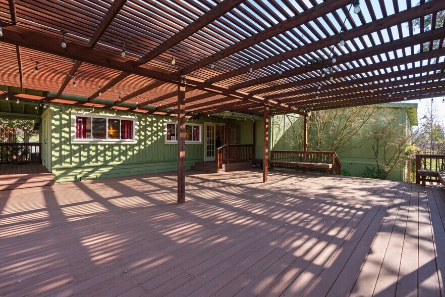 More Photos Of 5186 Gravenstein Hwy S, Sebastopol Restaurant For Sale