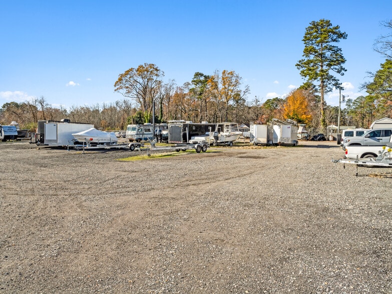 More Photos Of 1309 Virginia Beach Blvd, Virginia Beach Service For Sale