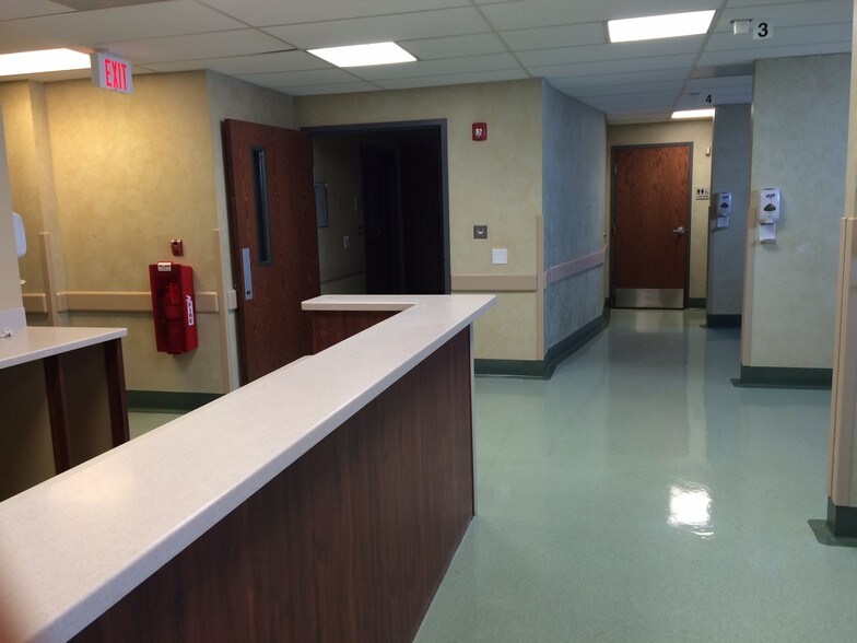 More Photos Of 2715 N Central Ave, Chicago Medical For Sale