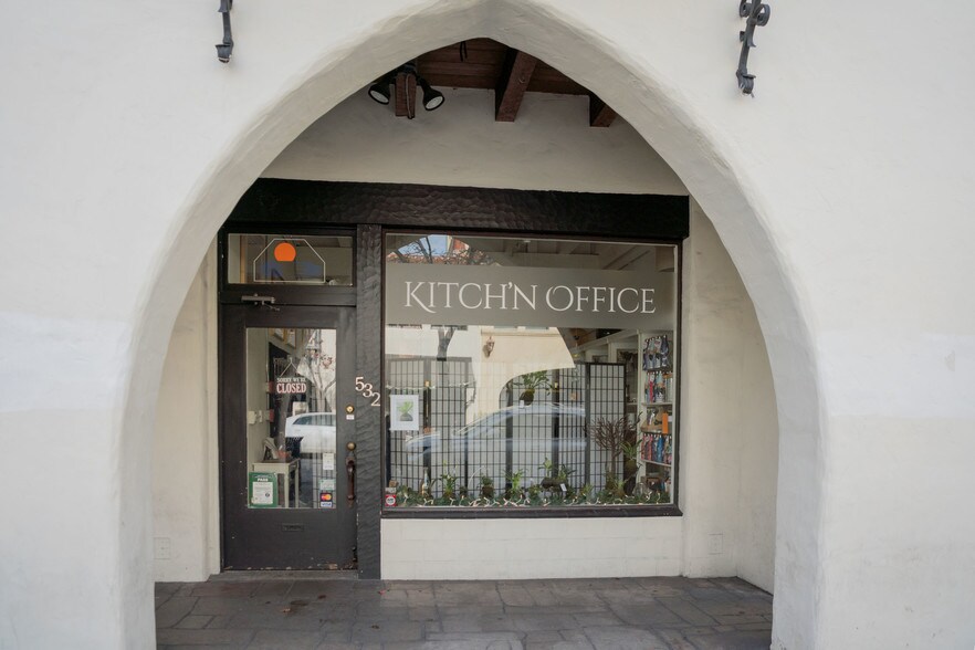More Photos Of 532-536 Ramona St, Palo Alto Storefront For Lease