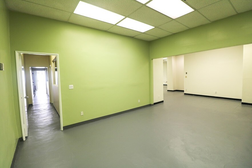 More Photos Of 160-166 W Pico Blvd, Los Angeles Apartments For Sale