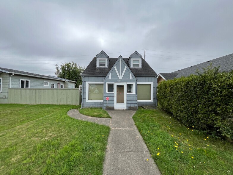More Photos Of 1907 Simpson Ave, Aberdeen Flex For Sale