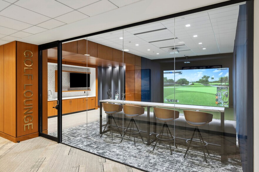 More Photos Of 11100 Wayzata Blvd, Minnetonka Office For Lease