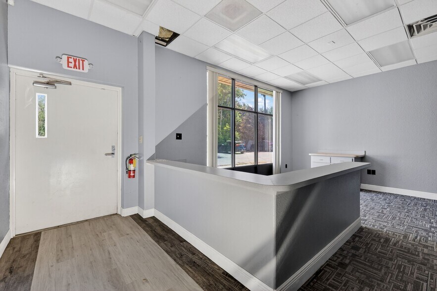 More Photos Of 1314 Sumter St, Leesburg Medical For Sale