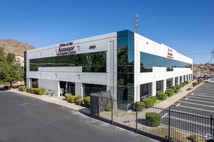 Primary Photo Of 13800 Balboa Blvd, Sylmar Office For Sale