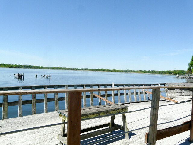 More Photos Of 137-139 Arthur Ave, Fox Lake Apartments For Sale