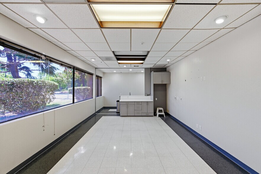 More Photos Of 675 Sycamore Dr, Milpitas Research And Development For Lease