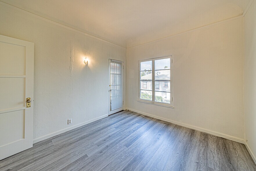 More Photos Of 1251 S Wilton Pl, Los Angeles Apartments For Sale