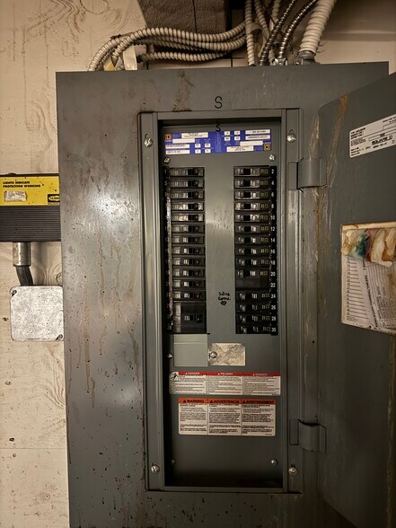 More Photos Of 30-01 30th Ave, Astoria Storefront Retail Office For Sale