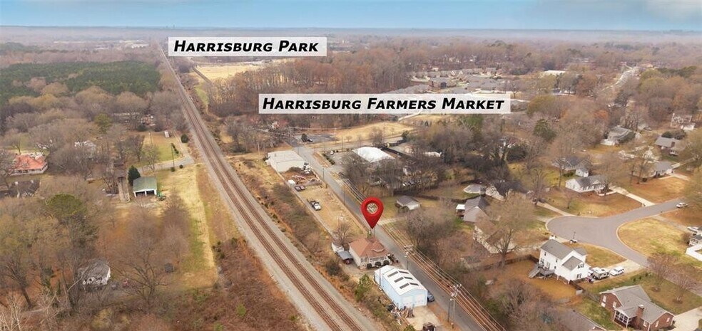 More Photos Of 4423 Railroad Ave, Harrisburg Office For Sale