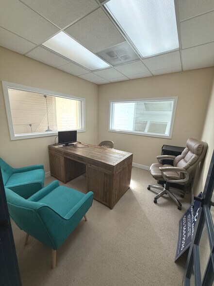 More Photos Of 235 Union St NE, Salem Office For Sale