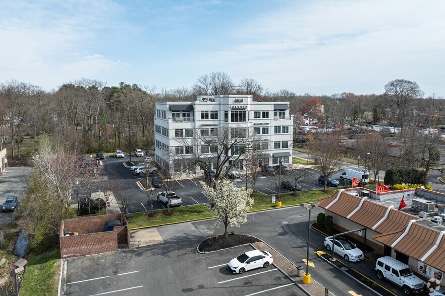 More Photos Of 3010 Crain Hwy, Waldorf Medical For Lease