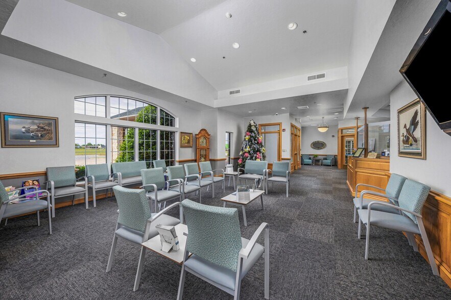 More Photos Of 4920 SW Lee Blvd, Lawton Medical For Lease