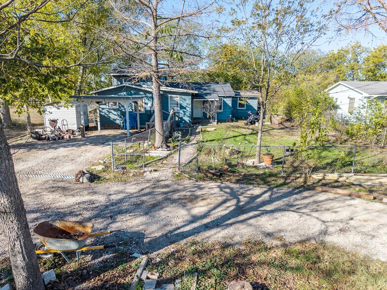 More Photos Of 162 Mendoza Ln, Buda Land For Sale