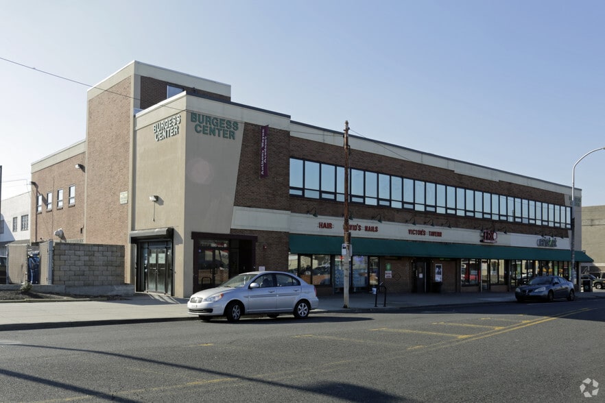 More Photos Of 200-220 W Chelten Ave, Philadelphia Storefront Retail Office For Lease