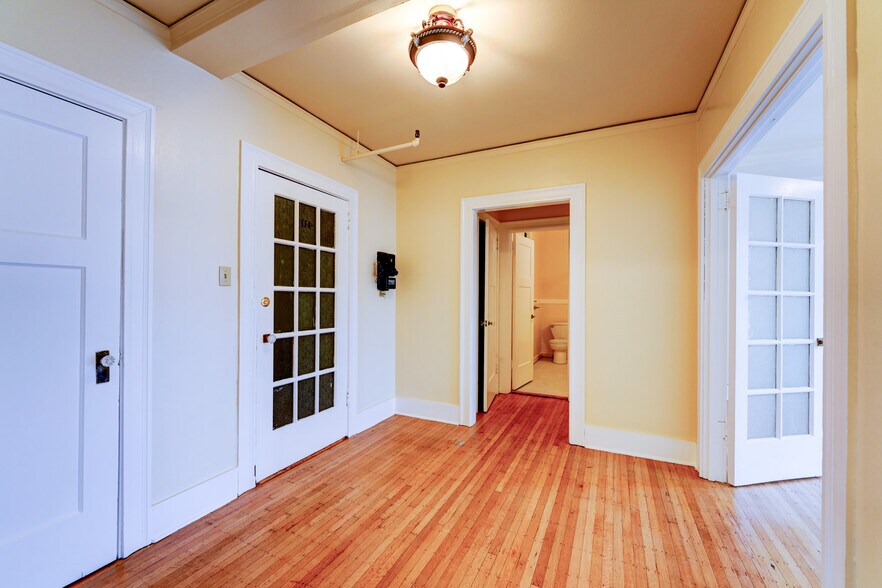 More Photos Of 1429 SW 14th Ave, Portland Apartments For Sale