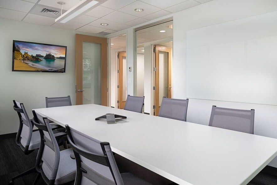 More Photos Of 651 E 4th St, Chattanooga Office For Lease