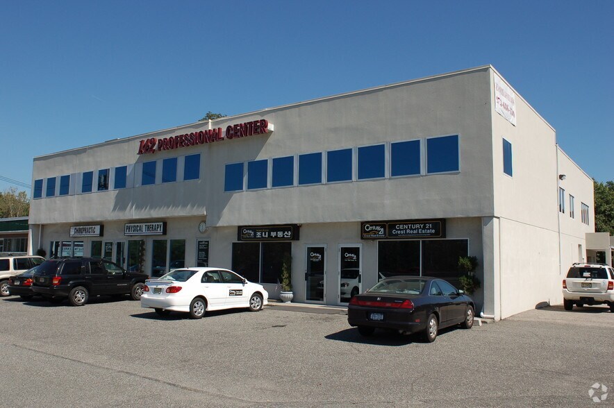 Primary Photo Of 142 Rte 23 N, Pompton Plains Storefront Retail Office For Lease