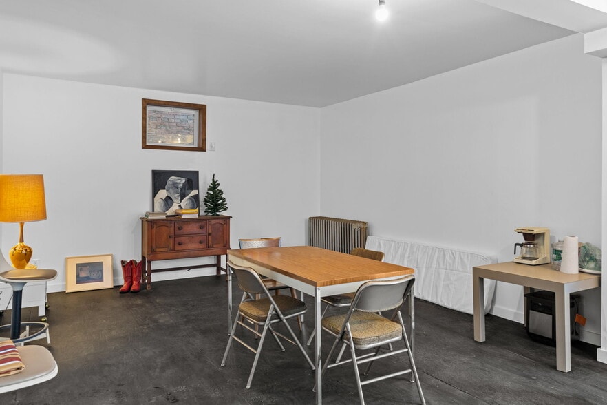 More Photos Of 3547 Kensington Ave, Philadelphia General Retail For Sale
