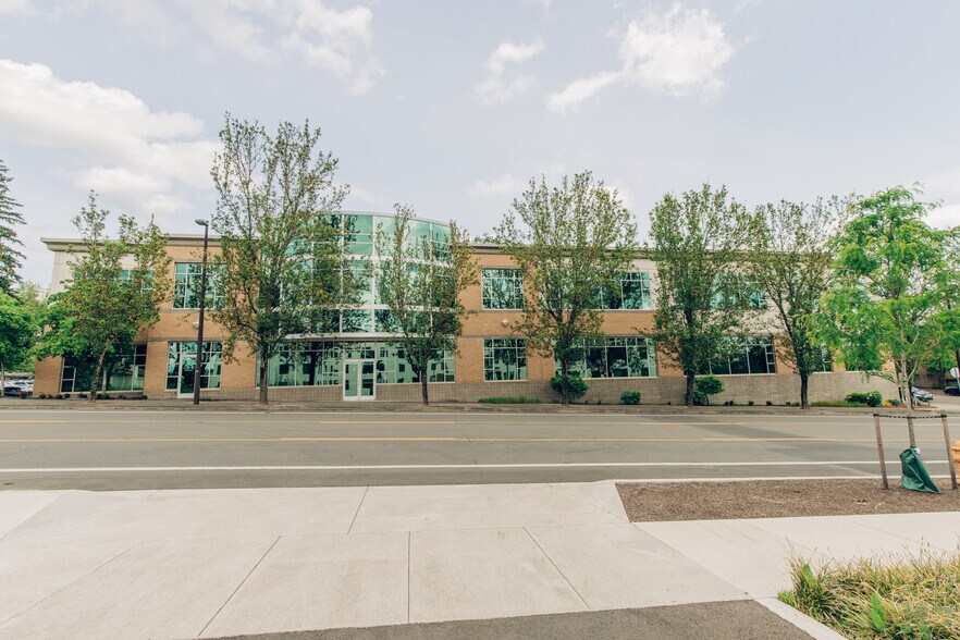 More Photos Of 11740 SW 68th Pky, Tigard Office For Lease