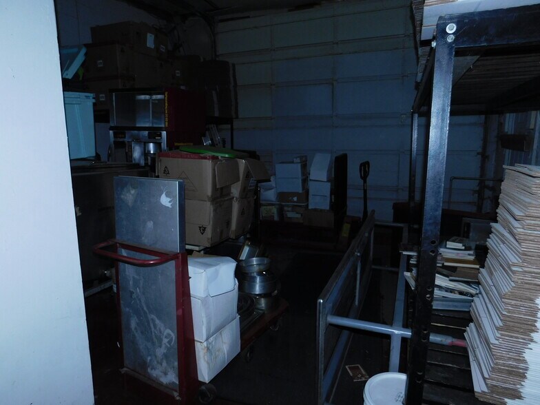 More Photos Of 1807 S Meridian St, Indianapolis Warehouse For Sale