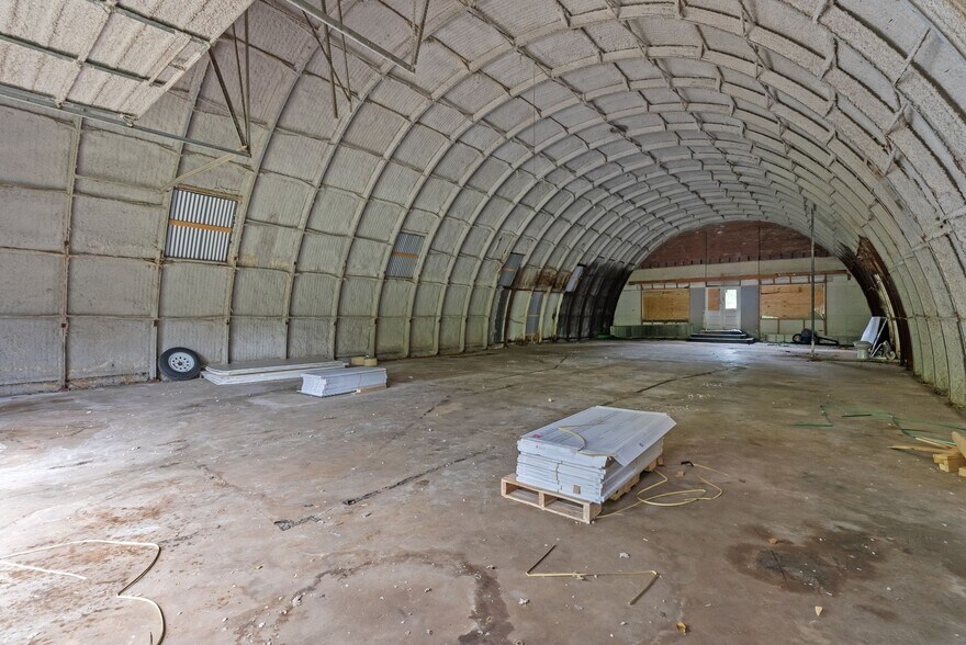 More Photos Of 730 Wade Hampton Blvd, Greenville Freestanding For Sale