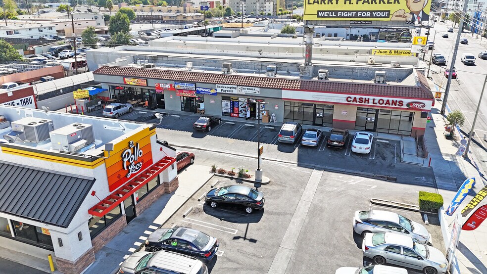More Photos Of 6740 Reseda Blvd, Reseda Storefront For Lease