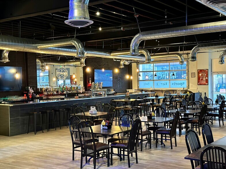 More Photos Of 231 E Main St, Trinidad Bar For Sale