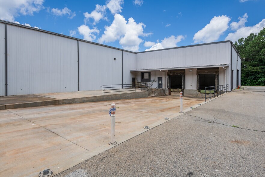 More Photos Of 1157 Battlecreek Rd, Jonesboro Warehouse For Sale