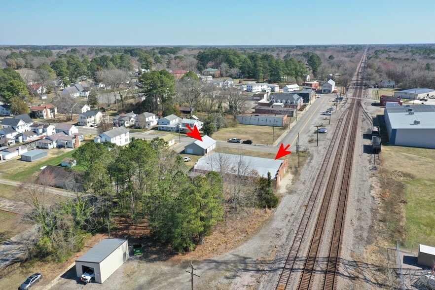 More Photos Of 300 Wilson Ave, Wakefield Sussex Self Storage For Sale