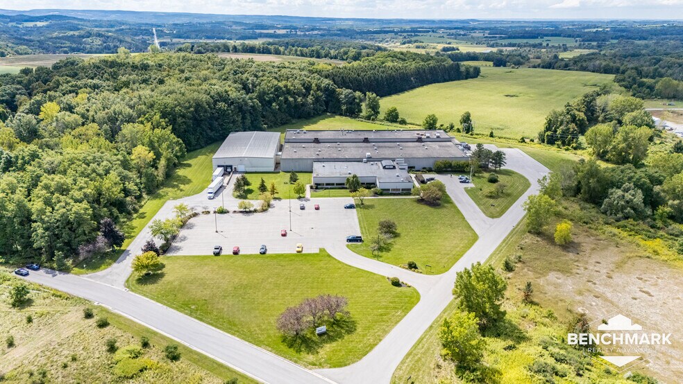 More Photos Of 2754 W Park Dr, Bloomfield Manufacturing For Sale