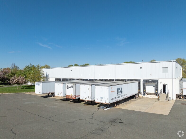 More Photos Of 100 Lake Dr, East Windsor Warehouse For Lease