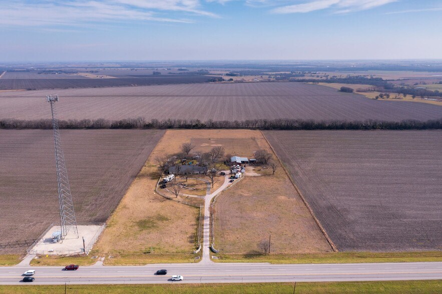 More Photos Of 11001 S State Highway 95, Taylor Land For Sale