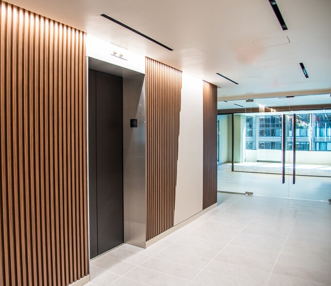 More Photos Of 1500 Wilson Blvd, Arlington Office For Lease