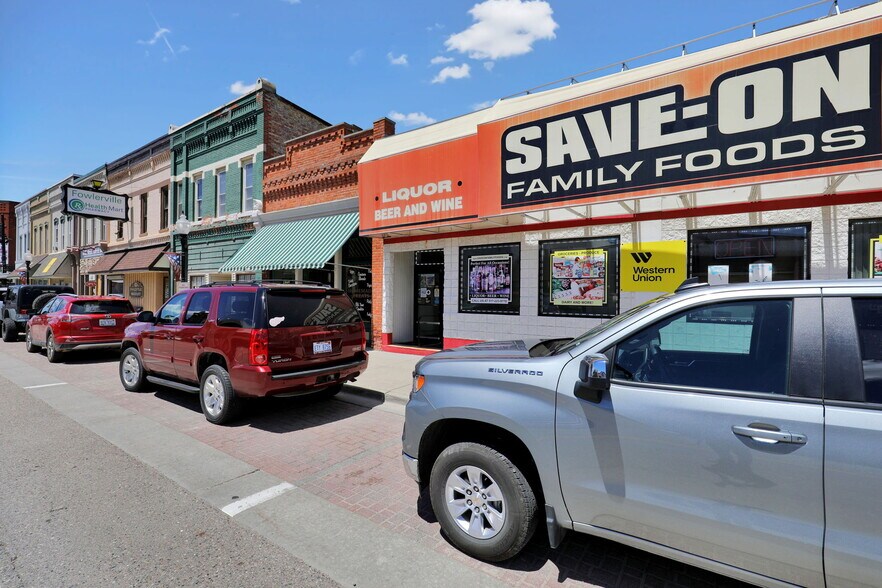 More Photos Of 131 E Grand River Ave, Fowlerville Storefront For Sale