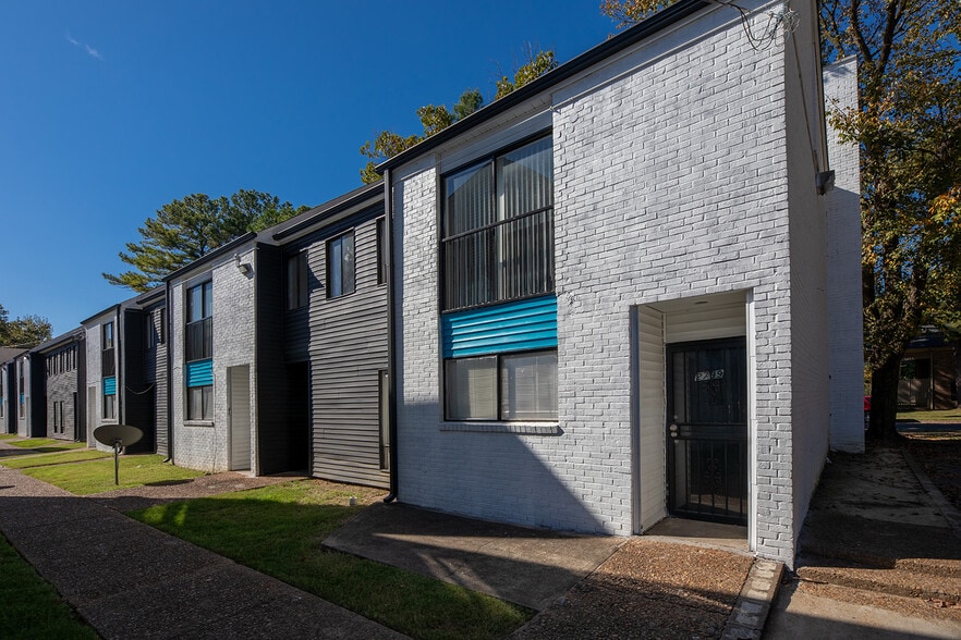 More Photos Of 2780 Raleigh-Lagrange Rd, Memphis Apartments For Sale