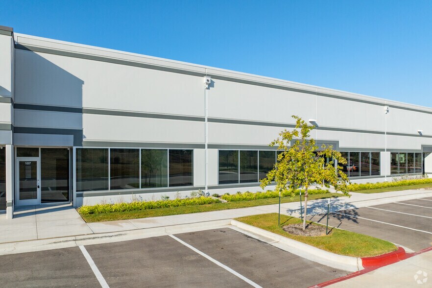 More Photos Of 5305 N Mays St, Georgetown Unknown For Lease