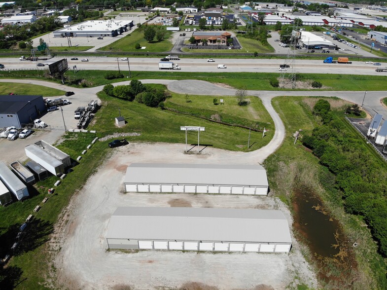 More Photos Of 2285 Northern Rd, Neenah Self Storage For Sale