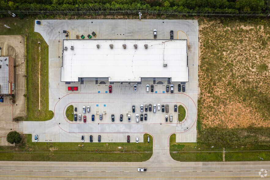 More Photos Of 9511 FM 1488, Magnolia Storefront For Lease