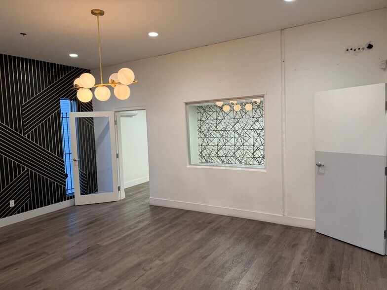 More Photos Of 2105 Edwards Ave, South El Monte Showroom For Lease