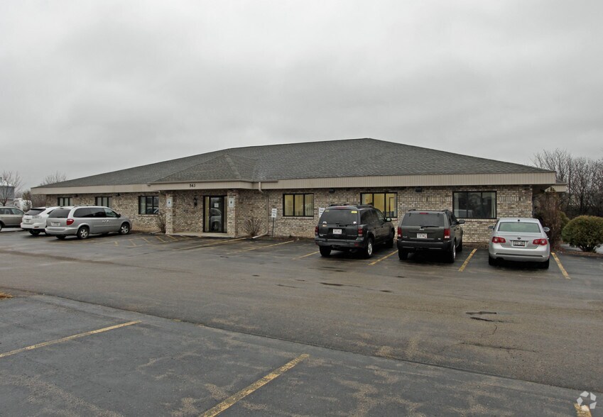 More Photos Of 563 Carter Ct, Kimberly Office For Lease