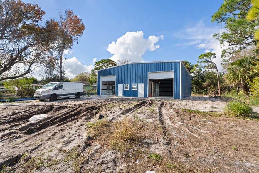 More Photos Of 2933 Harson Way, Fort Pierce Warehouse For Sale