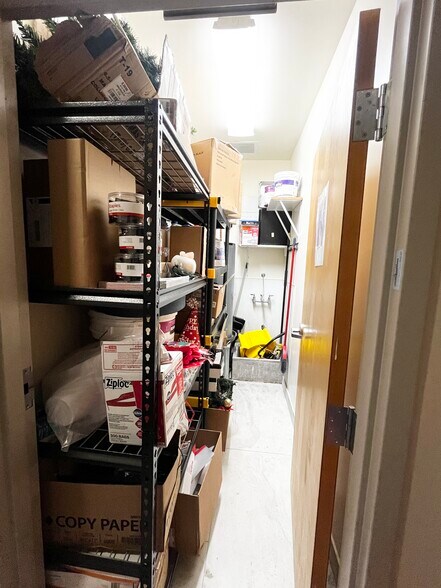 More Photos Of 805 Oakley Seaver Dr, Clermont Medical For Lease