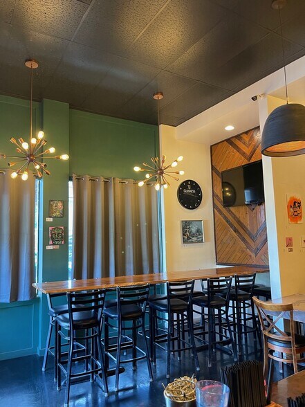 More Photos Of 3441-3449 Waialae Ave, Honolulu Freestanding For Lease